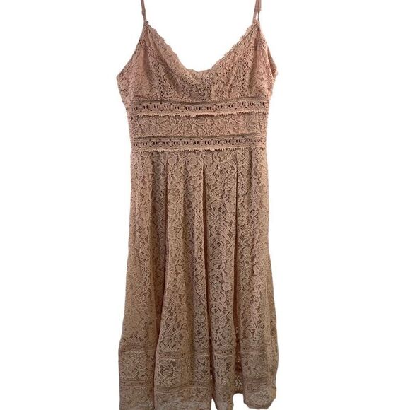 NSR NWT Pink Lace Midi Dress Size M - Picture 1 of 11